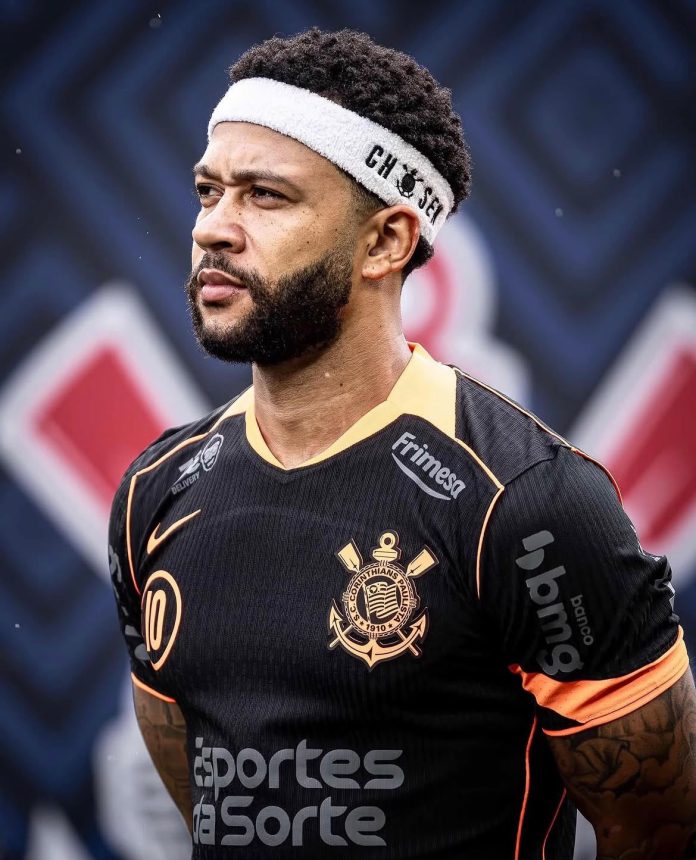 Corinthians decide não renovar, e Memphis Depay deixa o clube