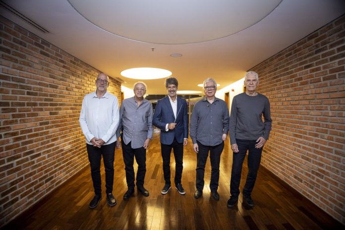 Álbum “MPB4 Sinfônico” acaba de chegar às plataformas
