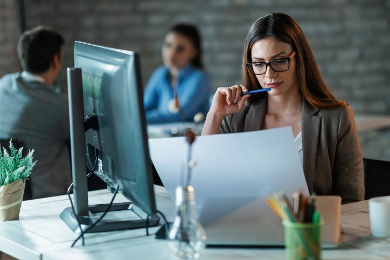 Curso gratuito de Auxiliar Administrativo é ofertado pelo Sine-PB em João Pessoa