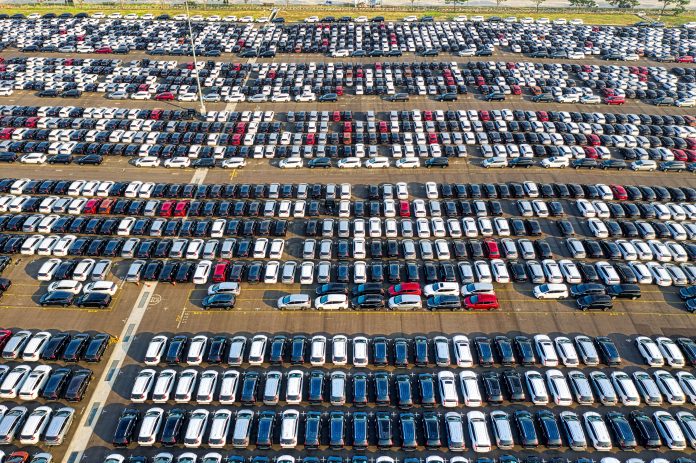 carros pátio