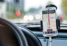 TSE proíbe adesivo de campanhas eleitorais em carros de aplicativo