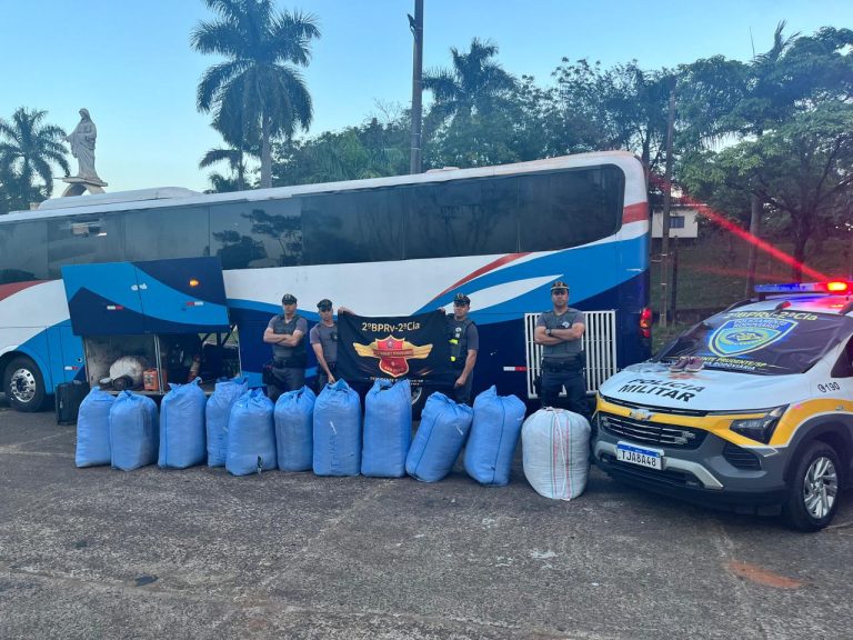 Polícia Rodoviária flagra bolivianas com haxixe marroquino e 250 kg de folhas de coca