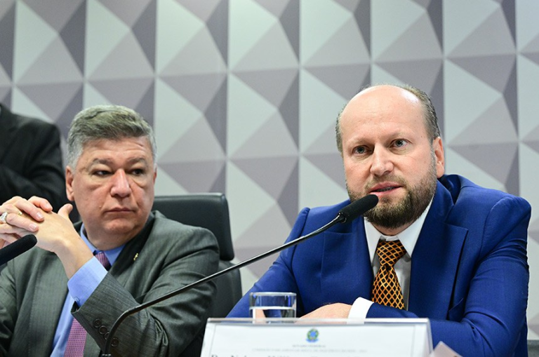 PF faz operação contra lavagem de dinheiro de bets; Nelson Wilians é um dos alvos