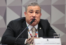 Suspeito de liderar esquema do INSS se entrega à Polícia Federal