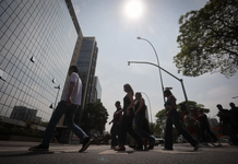 Frio em um dia, calor no outro: entenda a ‘gangorra térmica’ em SP