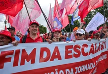 Comércio, serviços e turismo lançam campanha contra votação da escala 6×1 antes das eleições