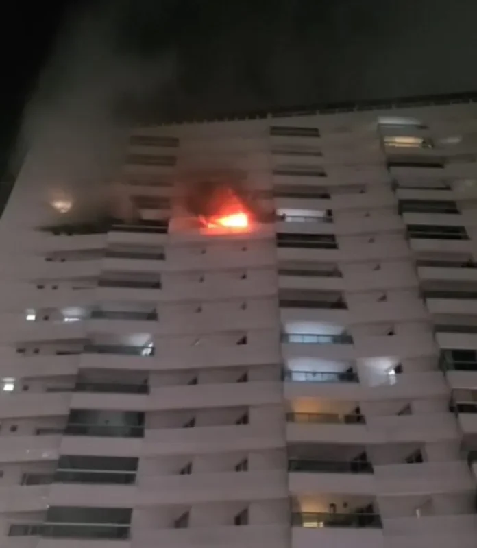 incendio-atinge-apartamento-no-altiplano-em-joao-p0022038200202608231001-8