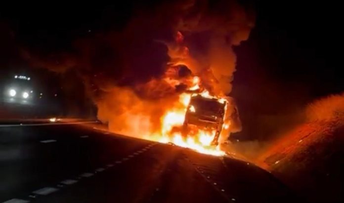 incêndio ônibus