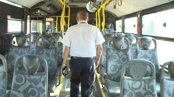 Mulher sofre mal súbito dentro de ônibus e motorista muda a rota para passageira receber atendimento em Campinas