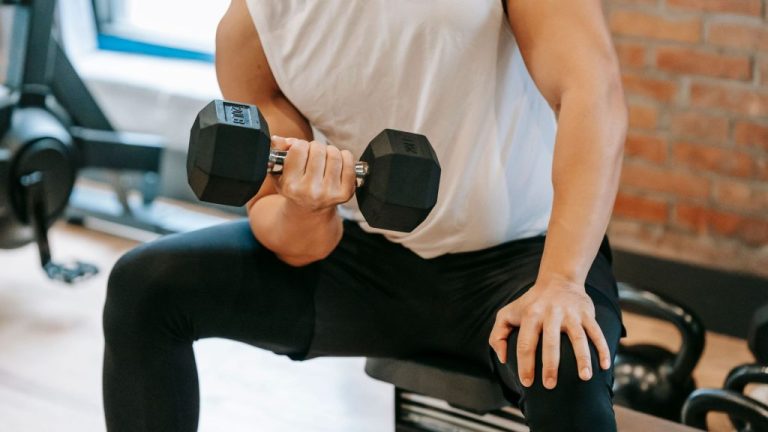 Quer treinar na UFPB? Academia abre novas vagas para aulas de musculação