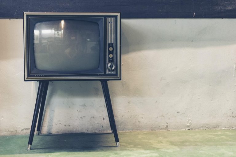 Dia da Televisão: por que a data é ligada a Santa Clara de Assis?