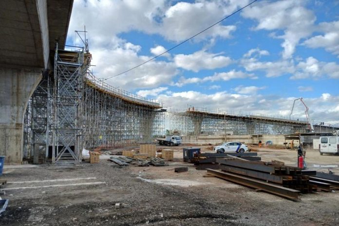 Obras na Sebastião Gualberto provocam novas mudanças no trânsito em São José a partir desta segunda (3)