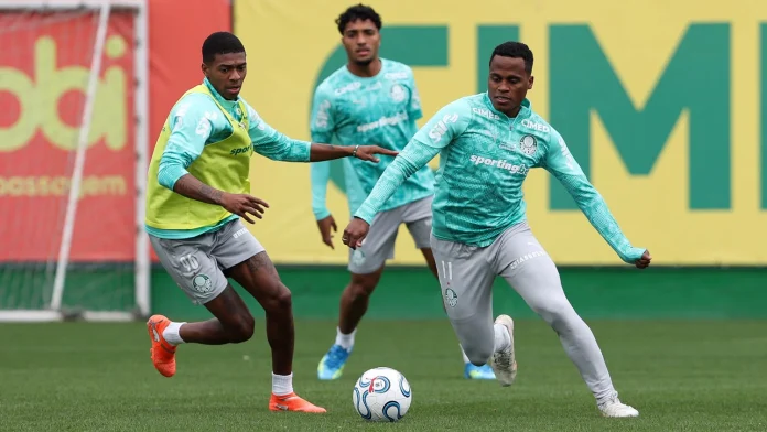 Jogadores Andre e Jhon Arias