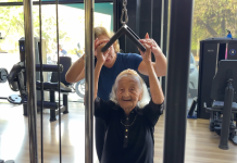 VÍDEO: Conheça a Dona Benedita, uma idosa de 103 anos que tem 13 filhos e frequenta a academia toda semana