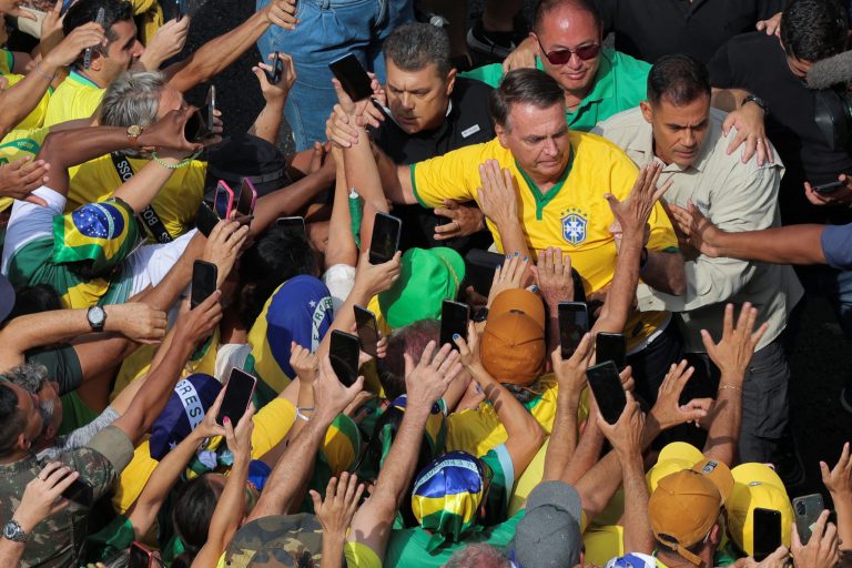 Condenação de Bolsonaro completa um ano com STF em crise e clã na disputa pela Presidência