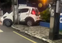 Acidente entre carro-forte e veículo de escolta deixa motorista ferido em João Pessoa