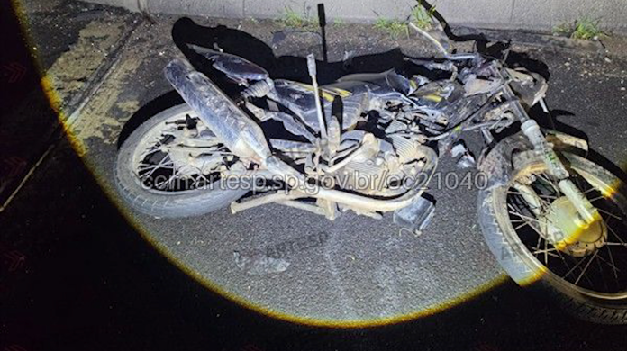 Moto cai na pista e passageiro morre na Adalberto Panzan, em Campinas Moto cai na pista e passageiro morre na Adalberto Panzan, em Campinas