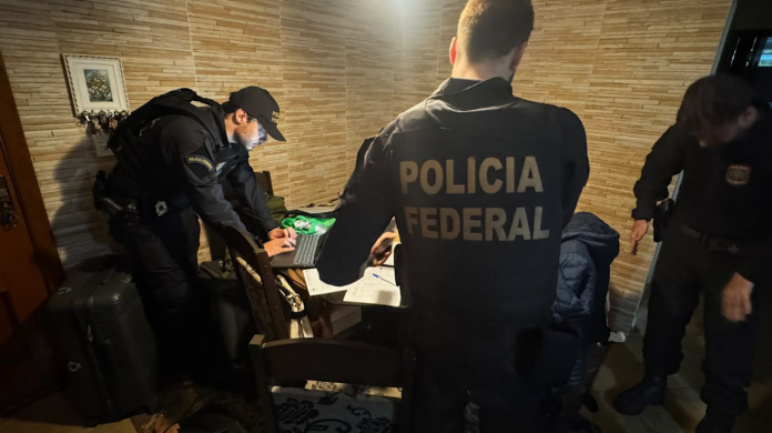 Polícia investiga entrada ilegal de eletrônicos por Viracopos com falsas malas diplomáticas Polícia investiga entrada ilegal de eletrônicos por Viracopos com falsas malas diplomáticas