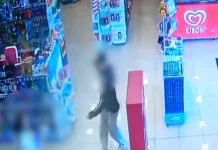 Homem armado invade farmácia e agride funcionários