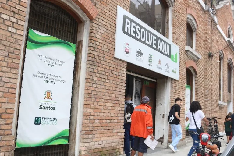 Mutirão de emprego em Santos ofecere mais de 150 vagas
