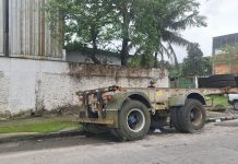 Operação Via Limpa remove mais de 300 veículos abandonados em Guarujá