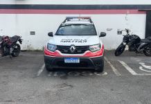 Suspeitos de roubos de motos invadem casas e pulam pelos muros para fugirem da Polícia no Satélite Íris em Campinas