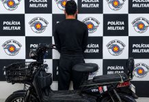 Vítima reconhece suspeito de roubo preso em Peruíbe