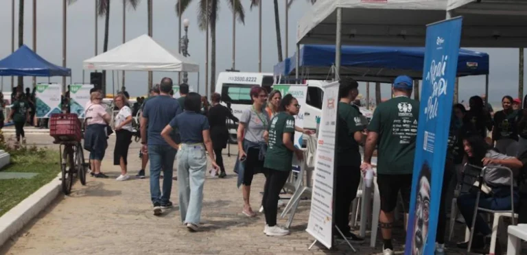Feira da Saúde oferece atendimento gratuito em Santos