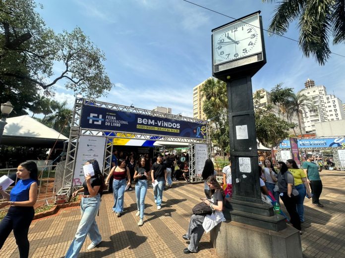 FEIRA INTERNACIONAL DO LIVRO RIBEIRÃO PRETO - MELO DE CARVALHO