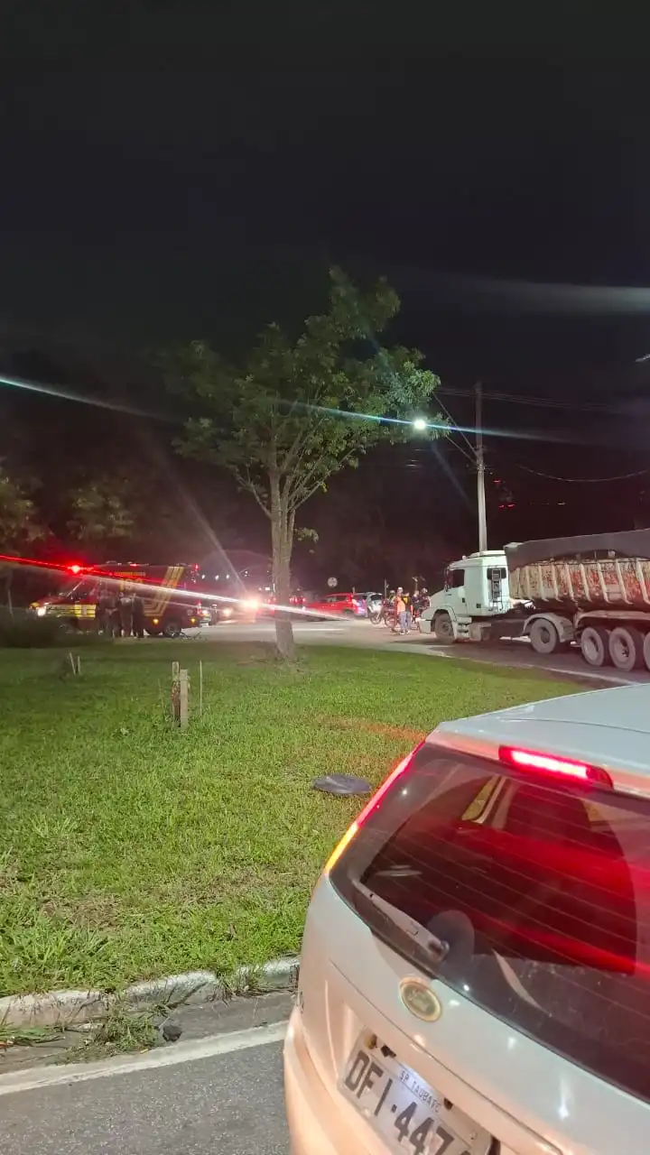 Criança de 11 anos morre após ser atingida por caminhão em Taubaté