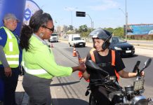 Motociclistas ganharão antenas corta-pipa em blitz educativa nesta sexta-feira, 18