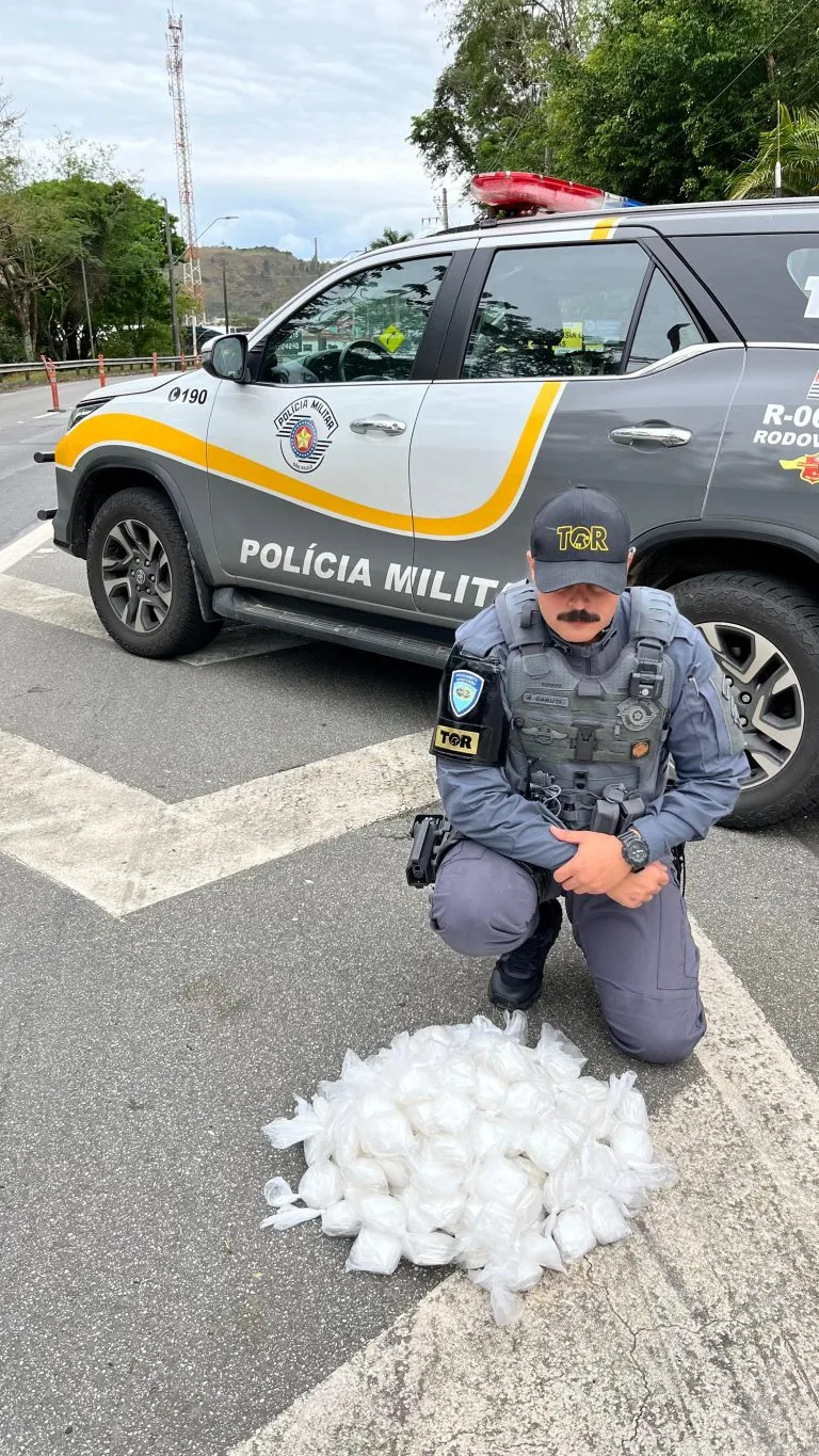 Homem é preso com mais de 4 kg de cocaína em Caraguatatuba