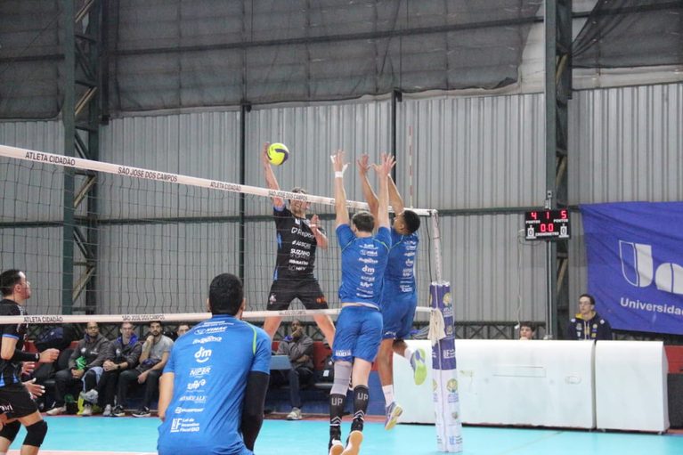 São José enfrenta Suzano pela quinta rodada do Paulista de vôlei
