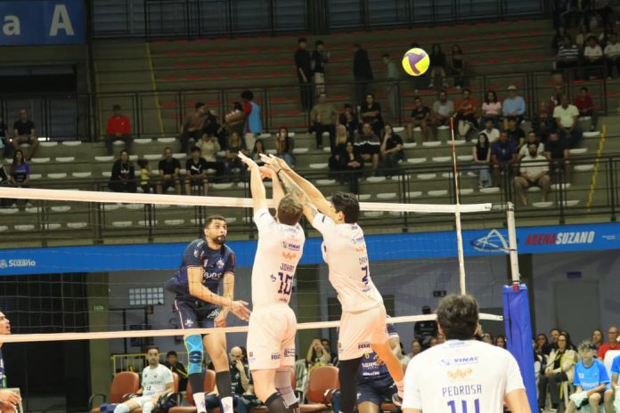 São José vence Suzano por 3 a 0 e ganha força no Paulista de vôlei