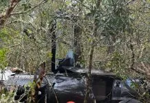 Helicóptero que saiu de Guararema cai em região de mata e deixa três feridos