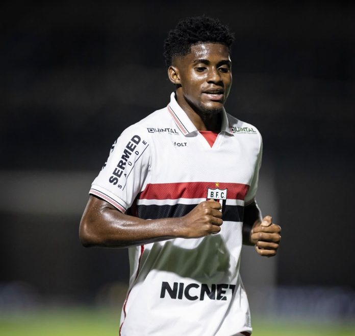 MEIO-CAMPO YURI - BOTAFOGO