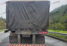 Motociclista morre após bater na traseira de carreta em Igaratá