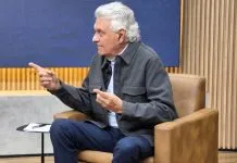 “Anote aí, não governam por um ano”, diz Caiado sobre Lula e Flávio Bolsonaro
