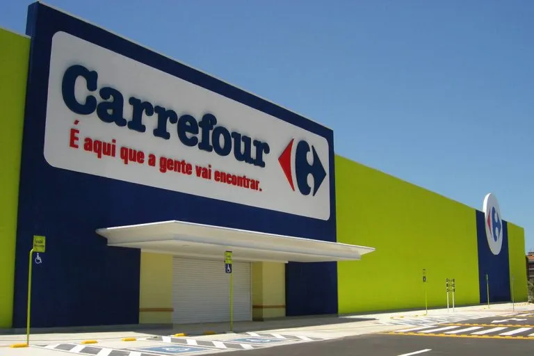 Carrefour vende lojas por R$ 360 milhões; veja qual rede vai assumir