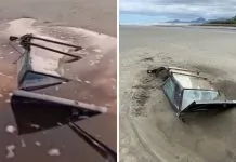 Carro fica atolado em Itanhaém