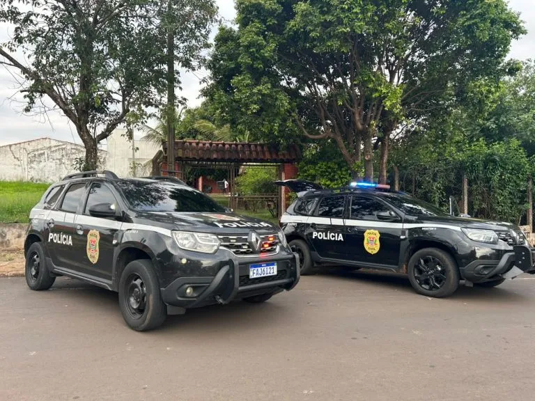 Polícia fecha clínica clandestina, prende homem e resgata duas vítimas mantidas em cárcere privado