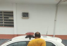 Homem é preso após passar a mão nos seios de atendente de padaria em Cunha