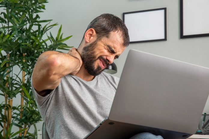 Dor muscular não é frescura: entenda causas e quando buscar avaliação médica