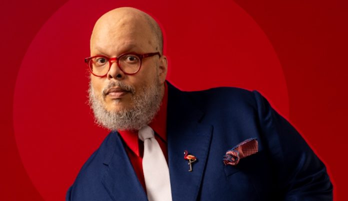 Ed Motta diz que vida sem contradição é medíocre e sem graça ao lançar disco