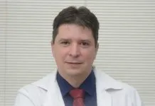 Médico morre após sofrer descarga elétrica no telhado de casa