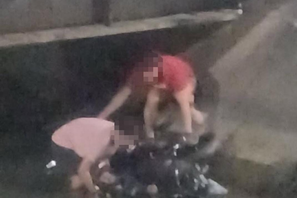Motociclista cai dentro de canal em Santos e é socorrido em parada cardiorrespiratória