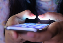 Crianças e adolescentes na internet: veja sinais de alerta e onde denunciar casos de violência online