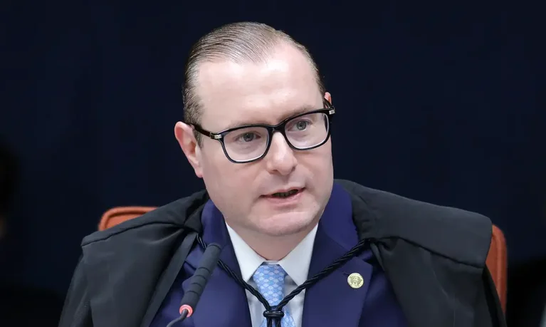 Zanin nega pedido para determinar instalação de CPI do Banco Master