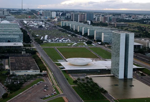 Cinco presidenciáveis apoiam reforma tributária com ajustes pontuais