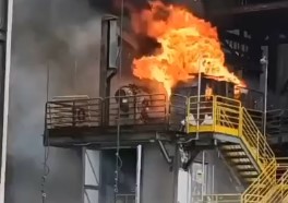 Incêndio atinge terminal portuário no bairro Paquetá, em Santos; VEJA VÍDEO